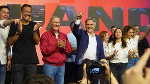 Córdoba pintada de violeta: qué rol jugaron los intendentes y las alianzas en resultado final