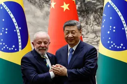 Xi Jinping y Lula prometen profundizar lazos mientras Trump sacude la geopolítica global