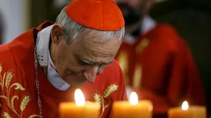 Matteo Zuppi, cardenal italiano, describe el encuentro entre Trump y Zelenski como un 'milagro de Francisco' en medio del funeral del Papa