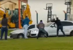 Video | Macri fue a La Pampa y lo recibieron con huevazos