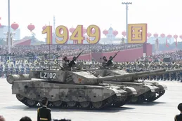 China cumple 70 años de régimen comunista en medio de la grave crisis de Hong Kong