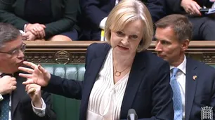 Quieren negarle la pensión vitalicia a Liz Truss por haber estado solo en 44 días en el cargo
