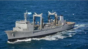 El buque logístico "Patagonia" de la Armada Argentina participará en la Campaña Antártica de Verano