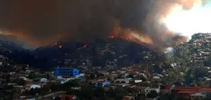 Fuego en Valparaíso: cientos de casas destruidas en un incendio posiblemente intencional