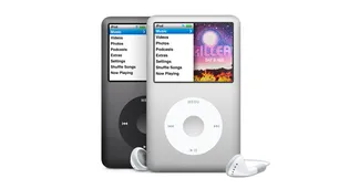La rebelión del iPod: por qué la Generación Z paga fortunas por tecnología que solo reproduce música