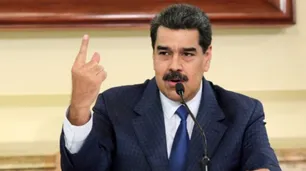 Maduro amenaza con invadir Colombia y desplegará 150.000 militares en la frontera