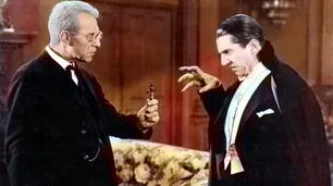 La historia increíble detrás de la famosa capa negra de vampiro que vistió Béla Lugosi en “Drácula”