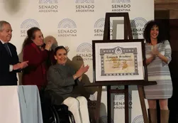 Reconocen a 'Todo es Historia' con la máxima distinción del Senado