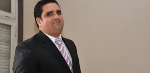 Once años después condenan por abuso sexual a un ex fiscal pero seguirá libre