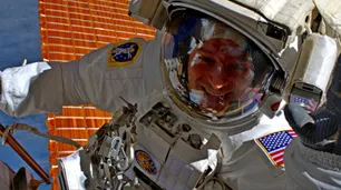 Se retira Andrew Morgan, el astronauta récord de los paseos espaciales de la NASA