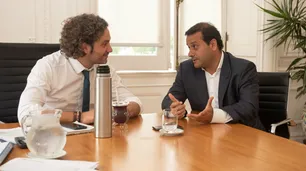 Con Alberto F. de viaje a Israel, sus ministros recibieron a dos gobernadores