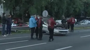 Caos en la avenida General Paz por un choque entre cuatro vehículos