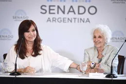 Cristina Kirchner está "impresionada" con los dichos de Sturzenegger sobre expropiación de C5N y sus hoteles