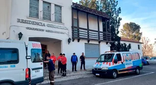 Incendio al costado de la autopista: evacuaron la Residencia Geriátrica de la Fuerza Aérea