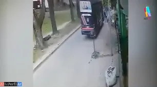 Lomas de Zamora: un colectivo atropelló a tres adolescentes y se salvaron de milagro