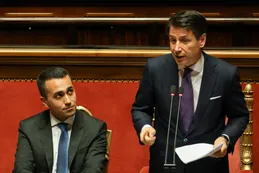 Partido 5 estrellas presiona a primer italiano por beneficios