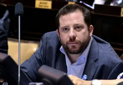 José Ottavis: "De política no vive nadie que sea honesto"