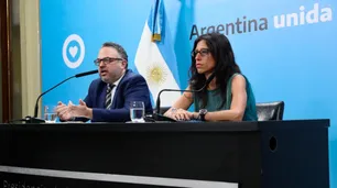 El Gobierno le informó al FMI que "no habrá un congelamiento permanente"