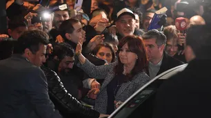 Entre los múltiples mensajes de repudio al atentado, solo Amalia Granata lo calificó como "pantomima armada"