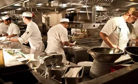 Crisis en restaurantes: cómo se reinventa el sector gastronómico