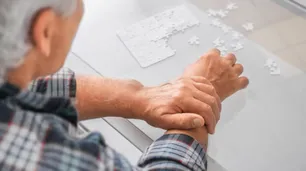 Aprueba tratamiento para la enfermedad de Parkinson