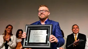 La Legislatura de Córdoba premió a Gabriel Rabinovich por un desarrollo que podría transformar los tratamientos contra el cáncer