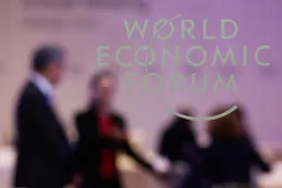 Foro Económico en Davos: banqueros antentos a la desregulación de Donald Trump