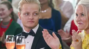 El hijo de la princesa de Noruega reconoció que atacó a una chica y alegó padecer trastornos mentales