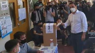 Transcurre con normalidad la elección en Corrientes: ya votaron el gobernador Gustavo Valdés y Fabián Ríos