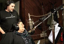 Una experiencia sonora y a oscuras para recordar a Mercedes Sosa