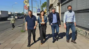 Santilli llegó a Tres de Febrero y recorrió Ciudadela junto a Valenzuela