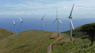 "¿Quieren energía renovable más barata? Pues, garanticen proyectos"