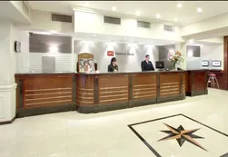 Stolbizer denunció que Cristina es dueña de otro hotel que lava dinero