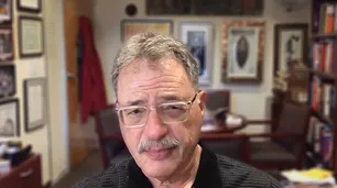 Larry Diamond:“Me alegra que Musk ya no esté en el gobierno y me gustaría ver desmantelado su Departamento de Eficiencia Gubernamental”