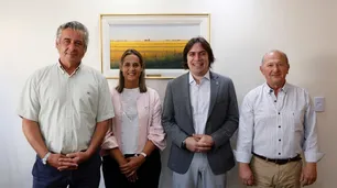 A horas de recibir a la Mesa de Enlace, Luis Caputo aclaró: "El equilibrio fiscal no lo vamos a arriesgar de ninguna forma"
