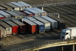 Hoy a las 23 comienza el Brexit, con multas, filas y desorden en las aduanas