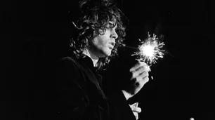 Jim Morrison cumpliría 80 años: mitos y teorías alrededor de su muerte