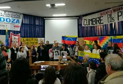 La "Contracumbre" del Mercosur mostró su apoyo al gobierno de Maduro