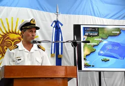 Intentan determinar si uno de los contactos detectados es el ARA San Juan