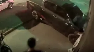 Alcohol y furia en Formosa: lo echaron del boliche e incrustó su camioneta contra el local