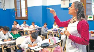 César Caldarola: “No alcanza con enseñar, la escuela tiene que aprender a gestionar crisis”