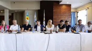 Axel Kicillof se reunió con 35 intendentes para establecer un frente "amplio" que "sea férreamente anti-Milei"