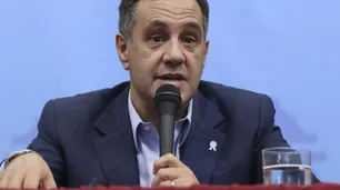 Finocchiaro presentó un proyecto para que se dicten clases aunque haya paro docente