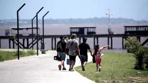 La Ciudad de Buenos Aires inaugura el Parque Carrasco, que recupera 25 kilómetros de Costanera Norte