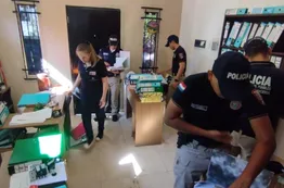 Más de 300 familias denunciaron una estafa por viviendas sociales en Paraguay
