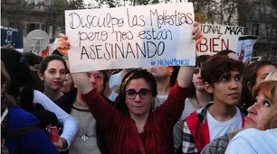 Nueva marcha de 'Ni Una Menos' tras el femicidio de Úrsula Bahillo: "¡Basta de justicia patriarcal!"