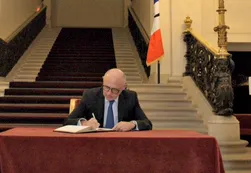 Polémica por la participación de Timerman en la marcha de París