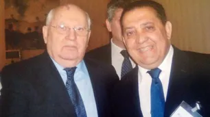 Luis D'Elía reveló que tuvo tres encuentros con el líder soviético Mijail Gorbachov