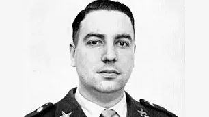 Quién fue Argentino del Valle Larrabure, el militar "martirizado" por el ERP que será homenajeado por Luis Petri