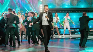 Tinelli paga el costo de su “fiesta clandestina pública"